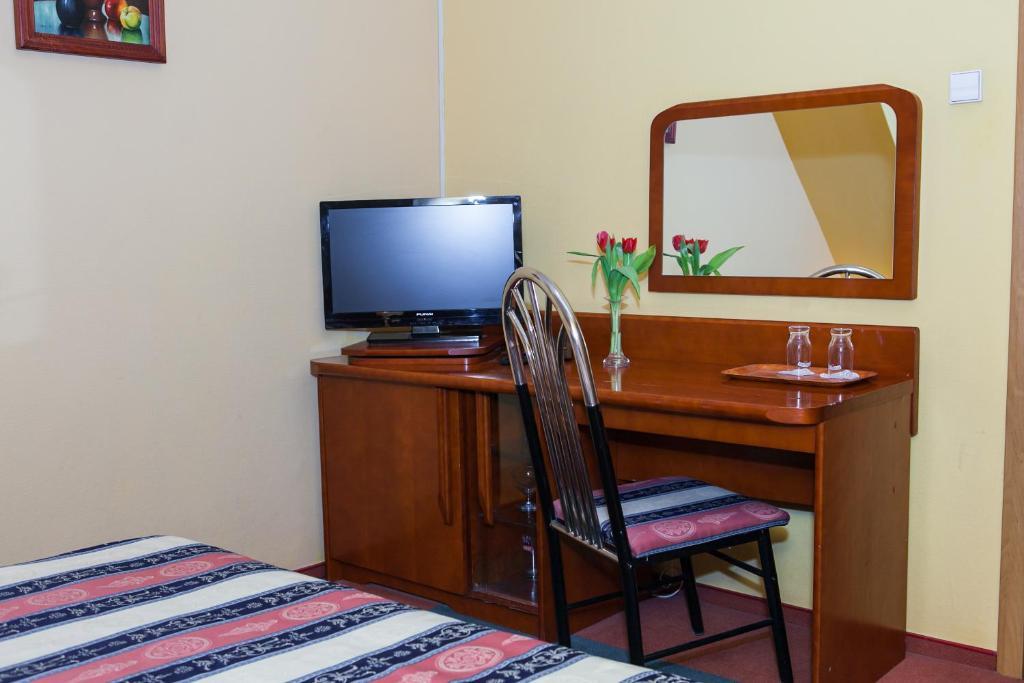 Hotel Rebajlo Pila Bilik gambar